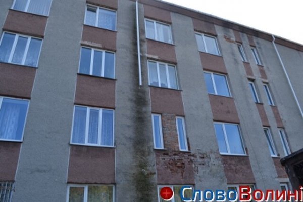 Нові вікна в корпусі